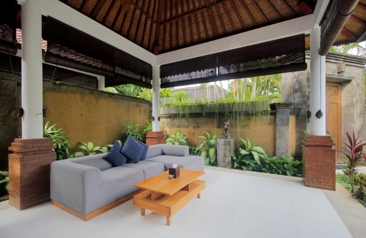 Sagara Villas And Suites Sanur By Ahm Luaran gambar A bale in a villa in Bali