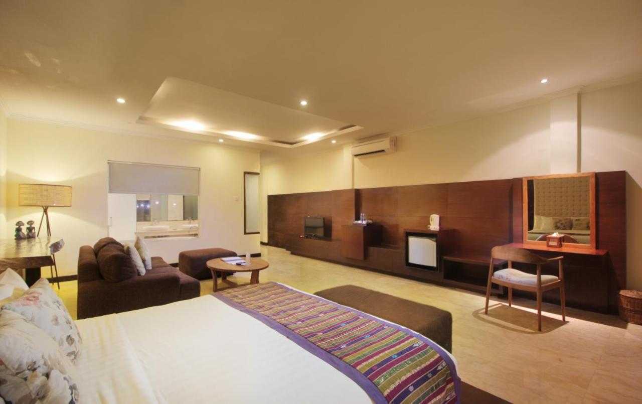 Sagara Villas And Suites Sanur By Ahm Luaran gambar Suite at the Park, Hyderabad