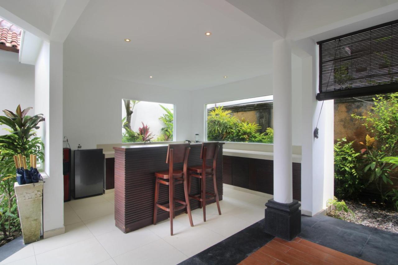 Sagara Villas And Suites Sanur By Ahm Luaran gambar A wet kitchen in a private home
